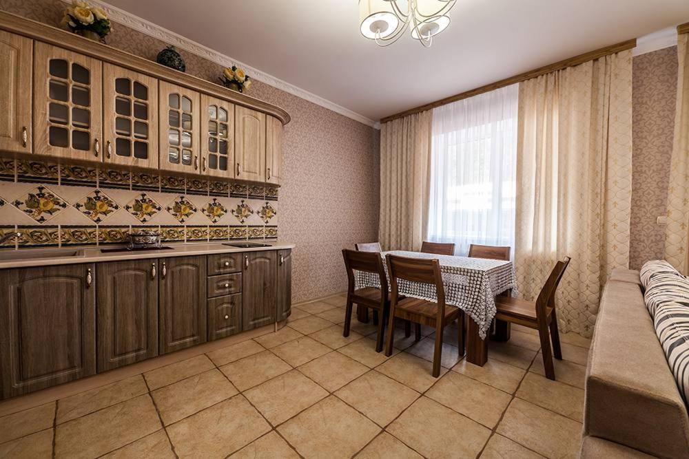 בוקובל Готель Ольга מראה חיצוני תמונה